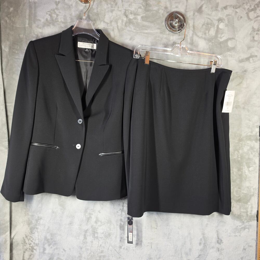 NWT Tahari Arthur S Levine Petite 10P Black Blazer Skirt Suit